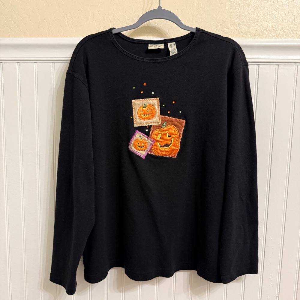 Classic Elements Vintage Embroidered Halloween Pumpkin Top, Black Orange, 20-22W